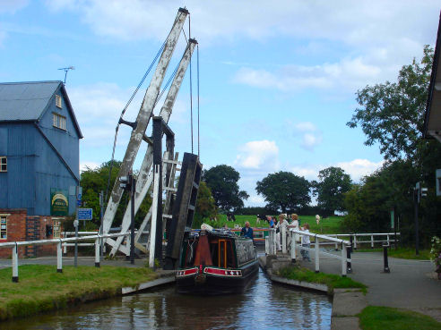 Shropshire Union Canal, Wrenbury